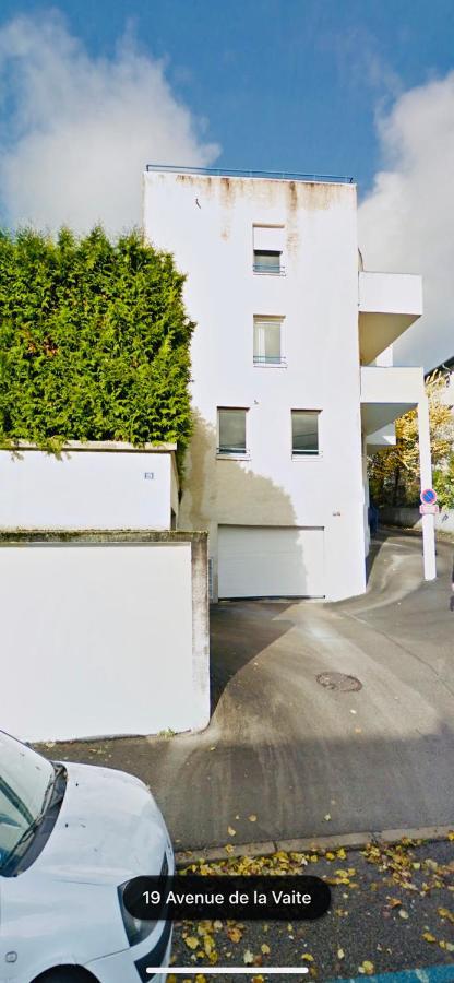 Ave De La Vaite Apartment Besancon Luaran gambar